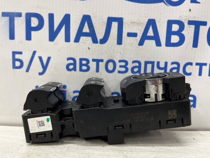 Блок управления стеклоподъемниками Edge 2015-2018 2 2.0 бензин ENR90 Блок управления стеклоподъемниками Edge 2015-2018 2 2.0 бензин ENR90