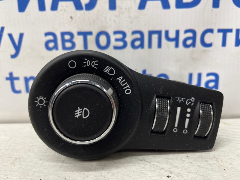 Запчасть корректор фар Jeep Cherokee 2013-2019 KL 3.2 бензин EHK 68154356AC6209 Б/У Корректор фар Jeep Cherokee 2013-2019 KL 3.2 бензин EHK 68154356AC6209 Б/У