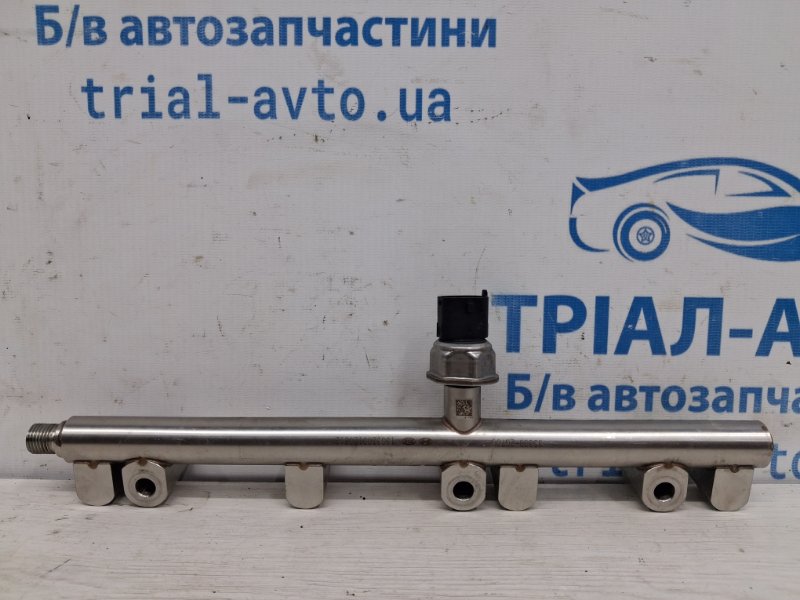 Запчасть топливная рампа Hyundai Santa fe 2012-2019 DM 2.4 бензин G4KJ 353102G710 Б/У Топливная рампа Hyundai Santa fe 2012-2019 DM 2.4 бензин G4KJ 353102G710 Б/У