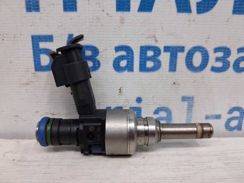 Запчасть форсунка топливная Hyundai Santa fe 2012-2019 DM 2.4 бензин G4KJ 353102G710 Б/У Форсунка топливная Hyundai Santa fe 2012-2019 DM 2.4 бензин G4KJ 353102G710 Б/У