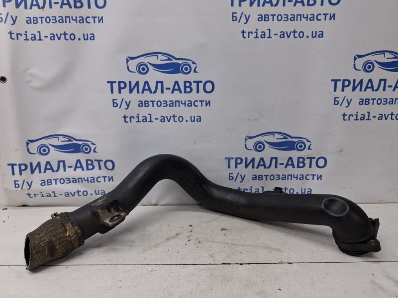 Патрубок интеркулера Fiat Doblo 2010-2025 2 1.6 дизель multijet 51832093 Б/У