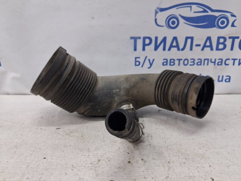Патрубок воздушного фильтра Doblo 2010-2025 2 1.6 дизель multijet Патрубок воздушного фильтра Doblo 2010-2025 2 1.6 дизель multijet