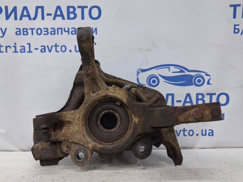 Кулак поворотный левый со ступицей Fiat Doblo 2010-2025 2 1.6 дизель multijet 51940121 Б/У