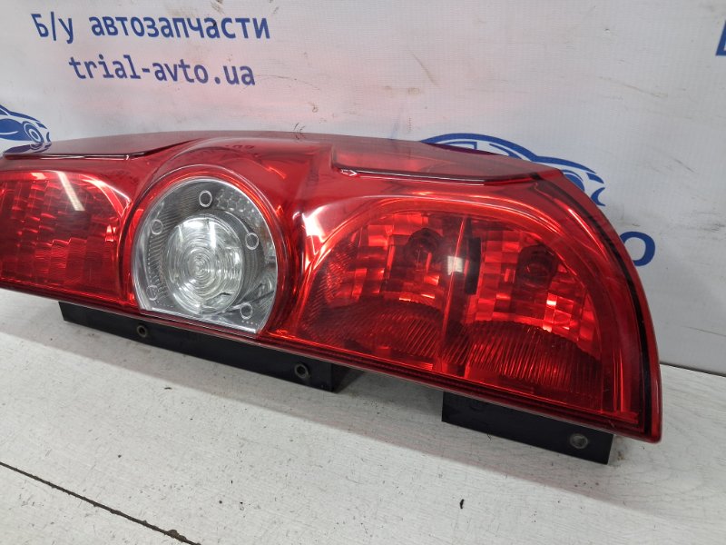 Фонарь задний внешний правый Doblo 2010-2025 2 1.6 дизель multijet Фонарь задний внешний правый Doblo 2010-2025 2 1.6 дизель multijet