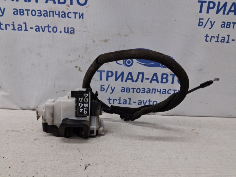 Запчасть замок двери задний правый Fiat Doblo 2010-2025 2 1.6 дизель multijet 51757818 Б/У Замок двери задний правый Fiat Doblo 2010-2025 2 1.6 дизель multijet 51757818 Б/У
