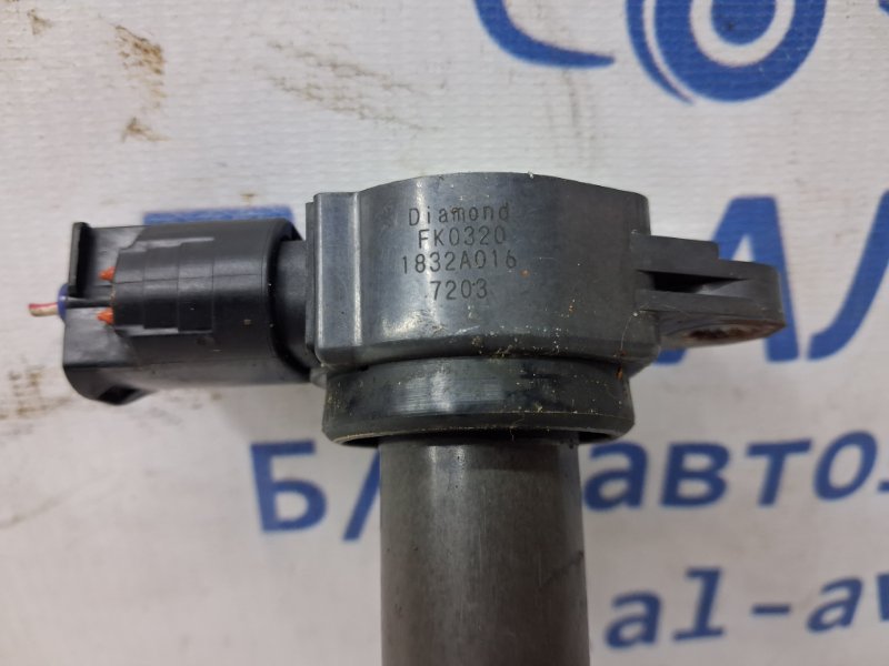 Катушка зажигания Mitsubishi Lancer 10 2.0 бензин 4B11 Катушка зажигания Mitsubishi Lancer 10 2.0 бензин 4B11