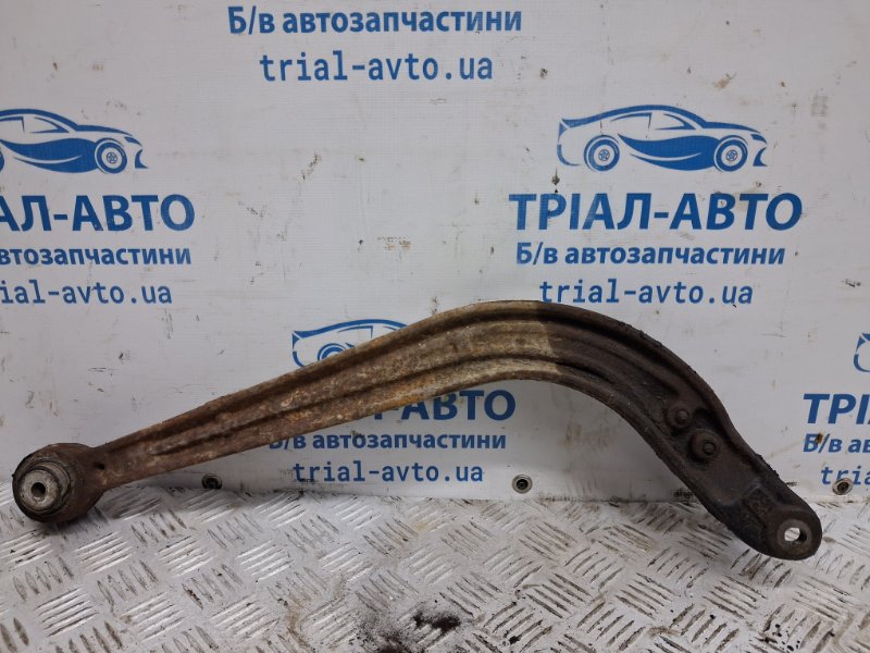 Запчасть рычаг задний поперечный Fiat Doblo 2010-2025 2 1.6 дизель multijet 51821357 Б/У Рычаг задний поперечный Fiat Doblo 2010-2025 2 1.6 дизель multijet 51821357 Б/У
