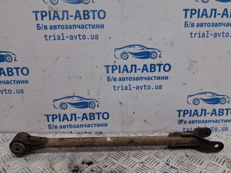 Запчасть рычаг задний прямой Fiat Doblo 2010-2025 2 1.6 дизель multijet 51878935 Б/У Рычаг задний прямой Fiat Doblo 2010-2025 2 1.6 дизель multijet 51878935 Б/У