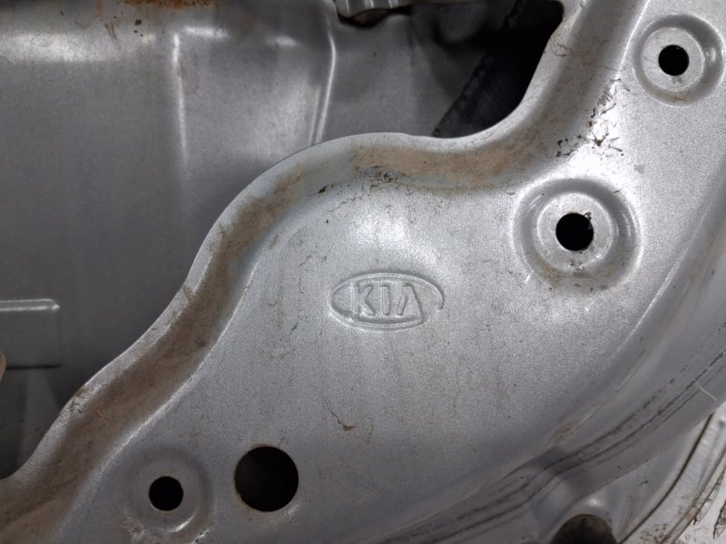 Крышка багажника Ceed 2007-2012 ED 1.6 diesel D4FB Крышка багажника Ceed 2007-2012 ED 1.6 diesel D4FB