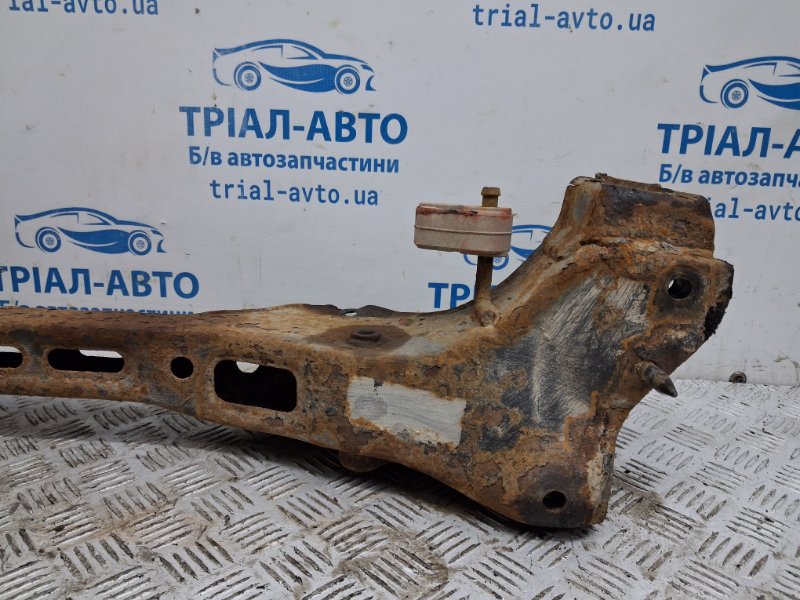 Балка задней подвески Ceed 2007-2012 ED 1.6 diesel D4FB Балка задней подвески Ceed 2007-2012 ED 1.6 diesel D4FB