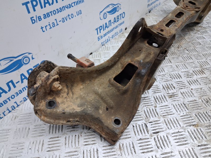 Балка задней подвески I30 2007-2012 FD 1.6 diesel D4FB Балка задней подвески I30 2007-2012 FD 1.6 diesel D4FB