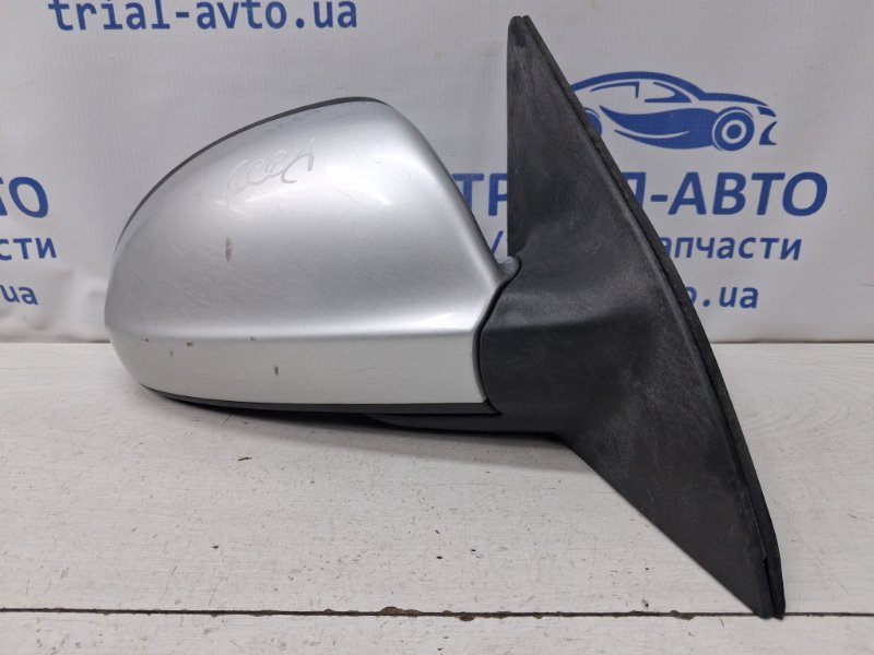 Зеркало правое Ceed 2007-2012 ED 1.6 diesel D4FB Зеркало правое Ceed 2007-2012 ED 1.6 diesel D4FB