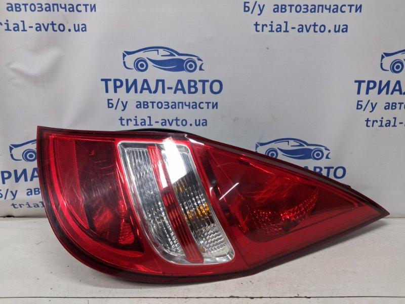 Фонарь задний внешний правый Hyundai I30 2007-2012 FD 1.6 diesel D4FB 924022L010 Б/У
