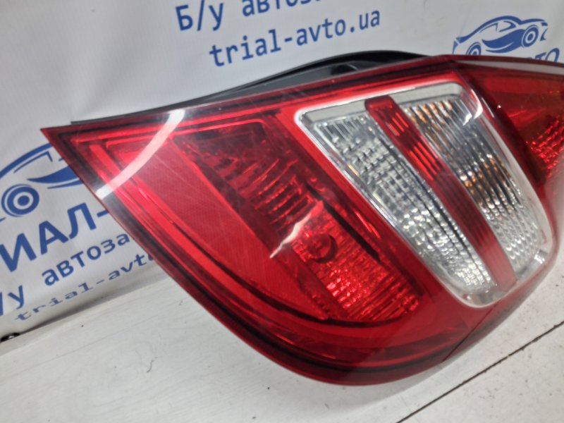 Фонарь задний внешний правый Hyundai I30 FD 1.6 diesel D4FB