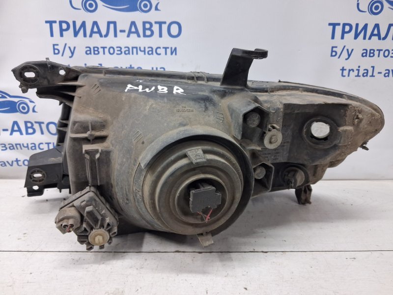 Фара правая Pajero Wagon 1999-2006 3 3.2 Дизель 4M41