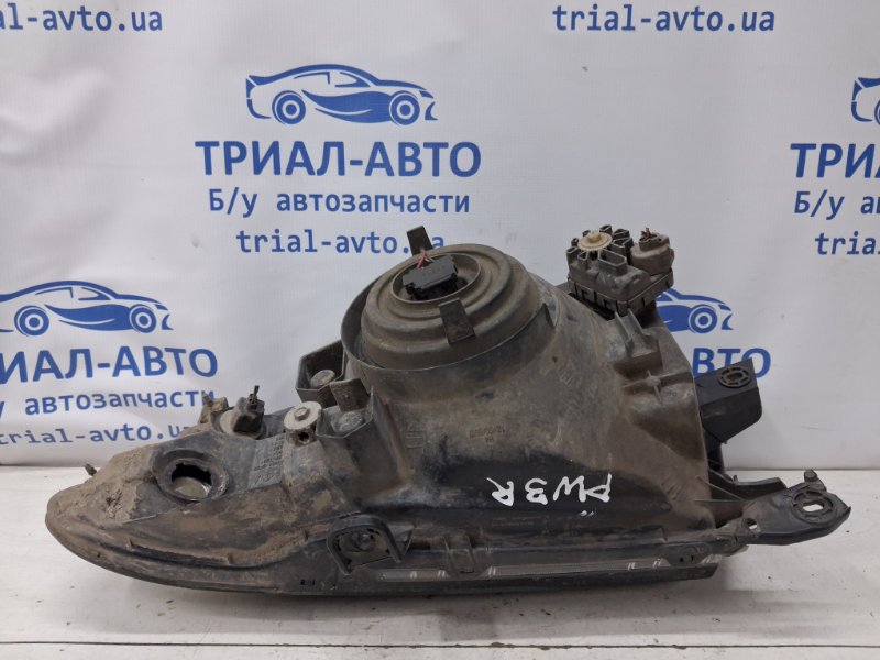 Фара правая Pajero Wagon 1999-2006 3 3.2 Дизель 4M41