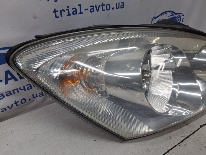 Фара правая Ceed 2007-2012 ED 1.6 diesel D4FB