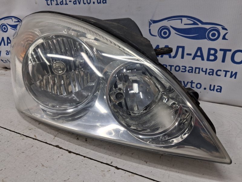Фара правая Kia Ceed ED 1.6 diesel D4FB