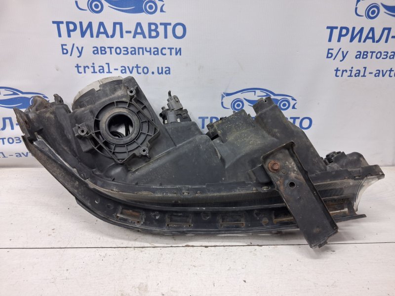 Фара левая Ксенон Accord 2002-2008 CL K24A3 2.4