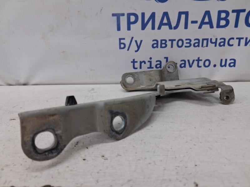 Петля капота правая Ceed 2007-2012 ED 1.6 diesel D4FB