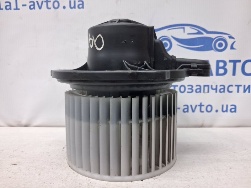 Запчасть моторчик печки Hyundai I30 2007-2012 FD 1.6 diesel D4FB Б/У Моторчик печки Hyundai I30 2007-2012 FD 1.6 diesel D4FB Б/У