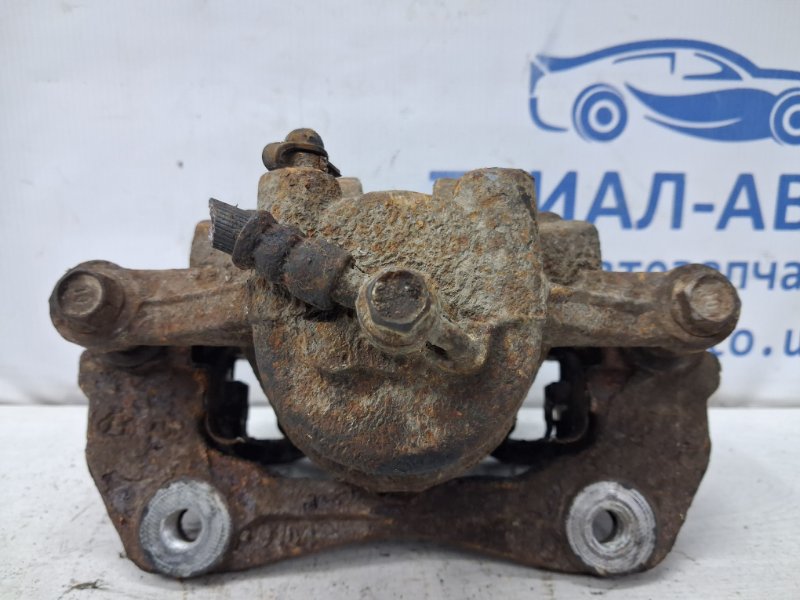 Суппорт передний правый Hyundai I30 FD 1.6 diesel D4FB Суппорт передний правый Hyundai I30 FD 1.6 diesel D4FB