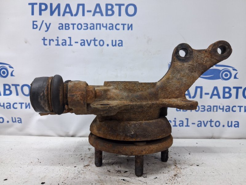 Кулак поворотный правый со ступицей Ceed 2006-2012 ED 1.6 diesel D4FB Кулак поворотный правый со ступицей Ceed 2006-2012 ED 1.6 diesel D4FB