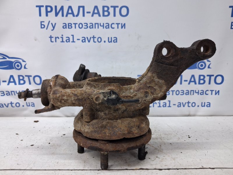 Кулак поворотный левый со ступицей I30 2007-2012 FD 1.6 diesel D4FB Кулак поворотный левый со ступицей I30 2007-2012 FD 1.6 diesel D4FB