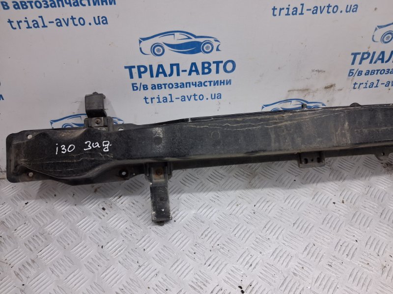 Усилитель бампера задний I30 2007-2012 FD 1.6 diesel D4FB Усилитель бампера задний I30 2007-2012 FD 1.6 diesel D4FB