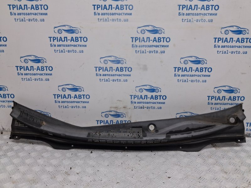 Запчасть дефлектор дворников Hyundai I30 2007-2012 FD 1.6 diesel D4FB 861502R000 Б/У Дефлектор дворников Hyundai I30 2007-2012 FD 1.6 diesel D4FB 861502R000 Б/У
