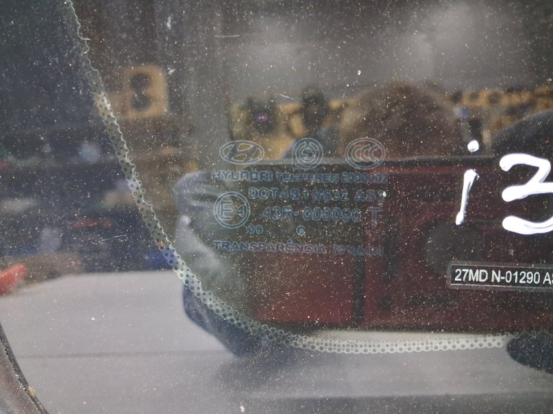 Стекло в кузов заднее левое I30 2007-2012 FD 1.6 diesel D4FB Стекло в кузов заднее левое I30 2007-2012 FD 1.6 diesel D4FB