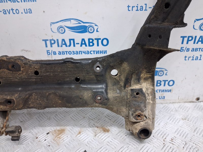 Балка передней подвески I30 2007-2012 FD 1.6 diesel D4FB Балка передней подвески I30 2007-2012 FD 1.6 diesel D4FB