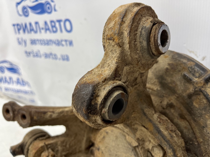 Цапфа задняя левая со ступицей I30 2007-2012 FD 1.6 diesel D4FB