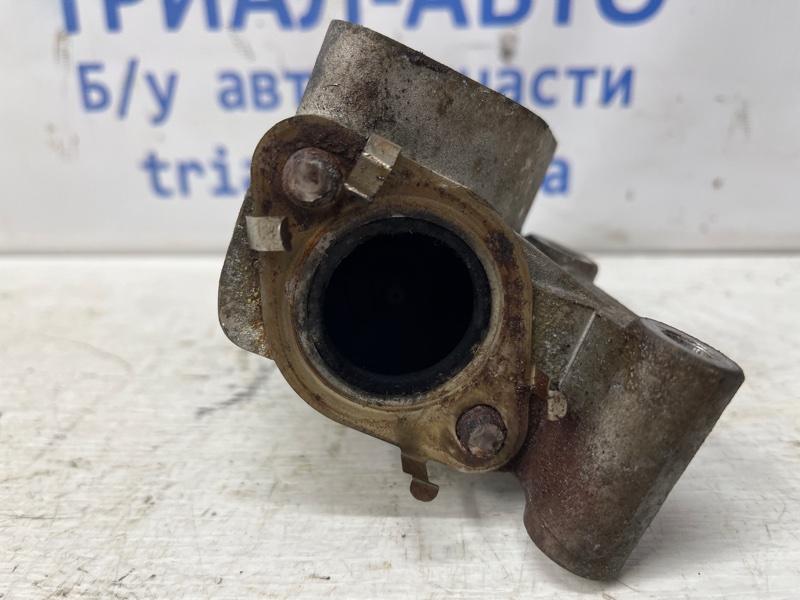 Клапан EGR I30 2007-2012 FD 1.6 diesel D4FB Клапан EGR I30 2007-2012 FD 1.6 diesel D4FB