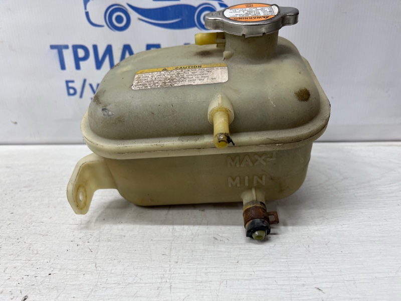 Бачок радиатора (расширительный) Ceed 2006-2012 ED 1.6 diesel D4FB Бачок радиатора (расширительный) Ceed 2006-2012 ED 1.6 diesel D4FB