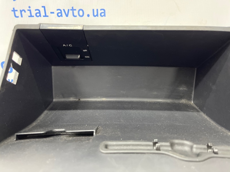 Бардачок I30 2007-2012 FD 1.6 diesel D4FB Бардачок I30 2007-2012 FD 1.6 diesel D4FB