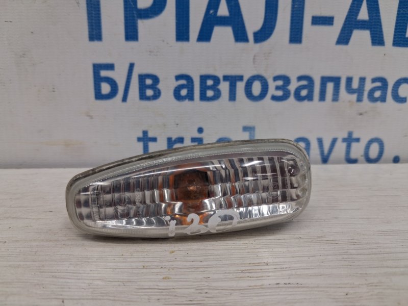 Запчасть повторитель поворотника Hyundai I30 2007-2012 FD 1.6 diesel D4FB 923033L100 Б/У Повторитель поворотника Hyundai I30 2007-2012 FD 1.6 diesel D4FB 923033L100 Б/У