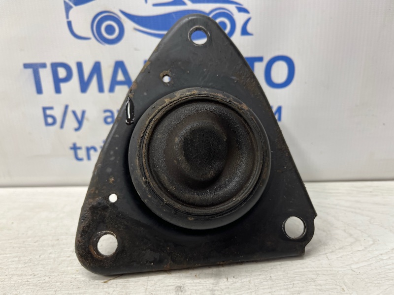 Подушка ДВС правая I30 2007-2012 FD 1.6 diesel D4FB Подушка ДВС правая I30 2007-2012 FD 1.6 diesel D4FB