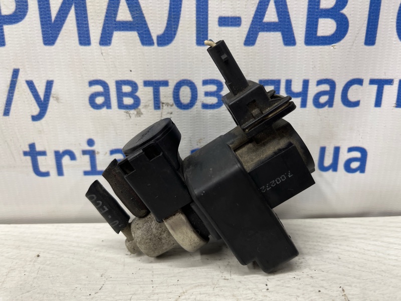 Запчасть клапан управления турбиной Hyundai I30 2007-2012 FD 1.6 diesel D4FB 3512027050 Б/У Клапан управления турбиной Hyundai I30 2007-2012 FD 1.6 diesel D4FB 3512027050 Б/У