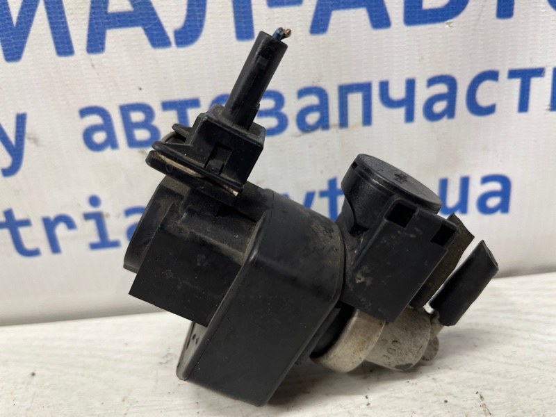 Клапан управления турбиной I30 2007-2012 FD 1.6 diesel D4FB Клапан управления турбиной I30 2007-2012 FD 1.6 diesel D4FB