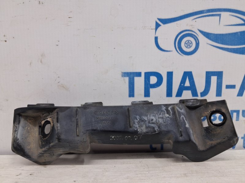 Запчасть кронштейн бампера передний левый Kia Ceed 2006-2012 ED 1.6 diesel D4FB 865131H000 Б/У Кронштейн бампера передний левый Kia Ceed 2006-2012 ED 1.6 diesel D4FB 865131H000 Б/У