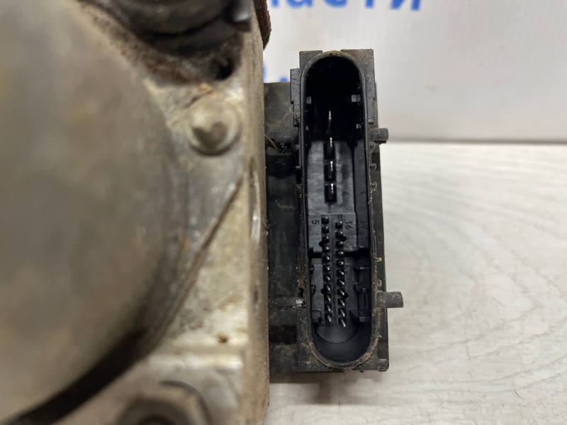 Блок abs I30 2007-2012 FD 1.6 diesel D4FB Блок abs I30 2007-2012 FD 1.6 diesel D4FB