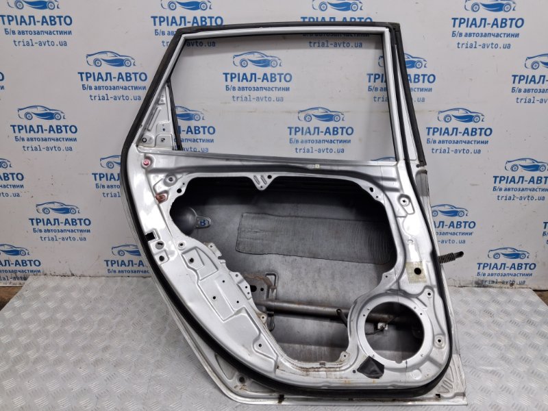Дверь задняя левая I30 2007-2012 FD 1.6 diesel D4FB Дверь задняя левая I30 2007-2012 FD 1.6 diesel D4FB