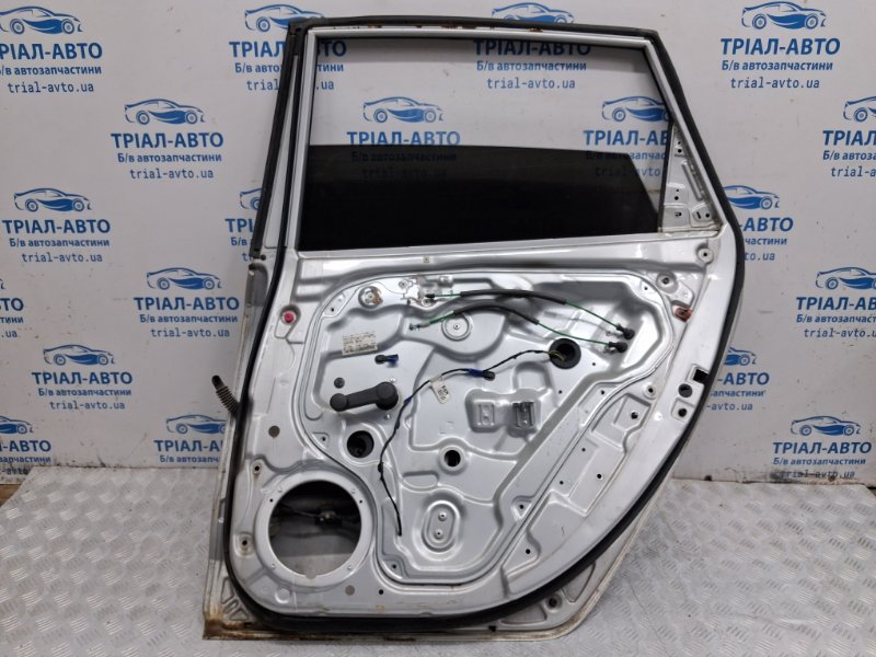 Дверь задняя правая I30 2007-2012 FD 1.6 diesel D4FB Дверь задняя правая I30 2007-2012 FD 1.6 diesel D4FB