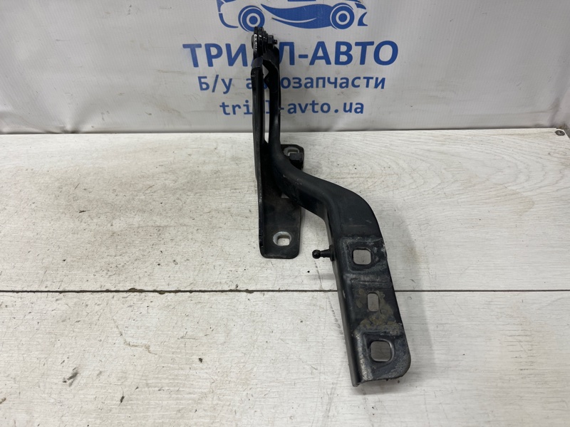 Петля капота правая Jeep Cherokee KL 3.2 бензин EHK