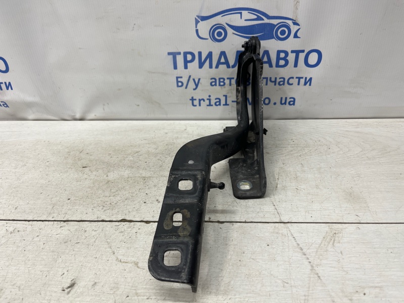 Петля капота левая Jeep Cherokee KL 3.2 бензин EHK Петля капота левая Jeep Cherokee KL 3.2 бензин EHK