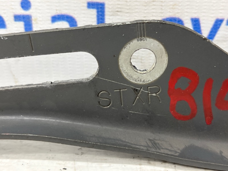 Петля капота правая MDX 2006-2013 YD2 3.7 бензин J37A1