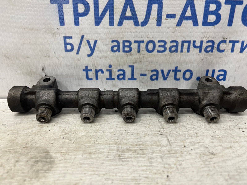 Топливная рампа I30 2007-2012 FD 1.6 diesel D4FB Топливная рампа I30 2007-2012 FD 1.6 diesel D4FB