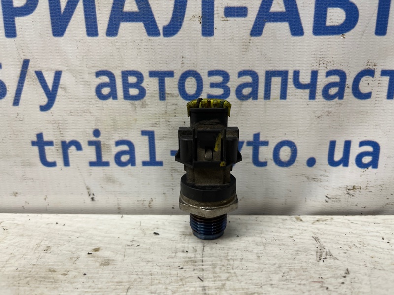 Запчасть датчик давления топлива в рейке Hyundai I30 2007-2012 FD 1.6 diesel D4FB 314014A400 Б/У Датчик давления топлива в рейке Hyundai I30 2007-2012 FD 1.6 diesel D4FB 314014A400 Б/У