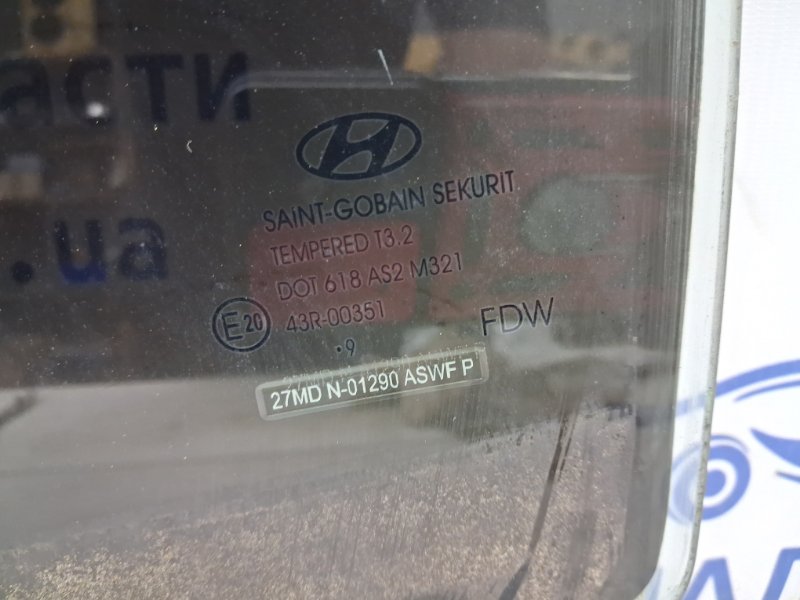 Стекло двери заднее левое Hyundai I30 FD 1.6 diesel D4FB Стекло двери заднее левое Hyundai I30 FD 1.6 diesel D4FB